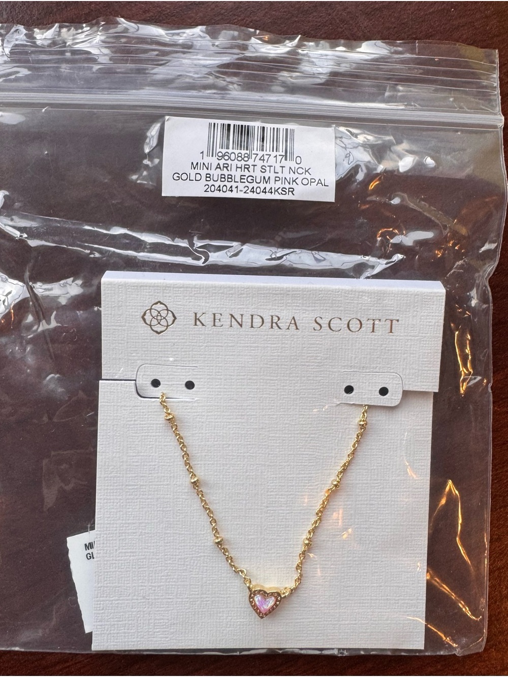 Kendra Scott Mini Ari Heart Gold Necklace. Bubblegum Pink Opal - Picture 3 of 4